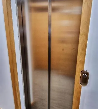 アパート Planinska Kuca Ii ヤホリナ